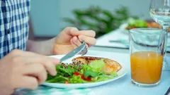 Fisch, der die Alterung verlangsamt: gesünder als roter Fisch und deutlich günstiger