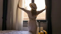 Warum du das Licht im Hotelzimmer nicht sofort beim Eintreten einschalten solltest: Der Grund wird dich überraschen